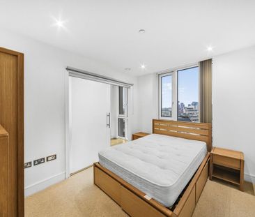 2 bedroom penthouse to rent - Photo 6