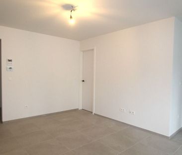 Appartement te huur in Tongeren voor € 800 met 1 slaapkamer - Photo 1