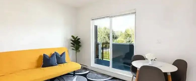 Modern 1-Bedroom Condo Near Gateway SkyTrain | 13678 Grosvenor Road, Surrey - Photo 1