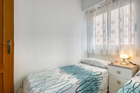 2 room luxury Flat for rent in Gandia, Valencia - Photo 2