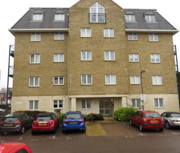 Taverners Way, HODDESDON - Photo 1