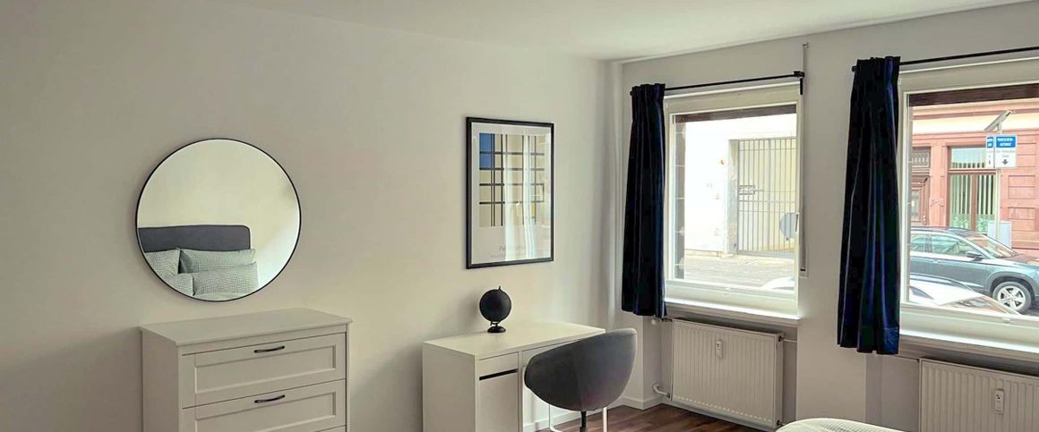 Mainluststraße EG - Small Room Street - Foto 1