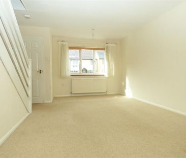 2 bedroom semi-detached house to rent - Photo 5