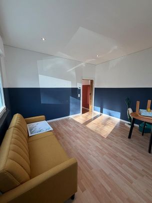 2-Zimmer-Wohnung mit Badewanne & Rollläden - Foto 1