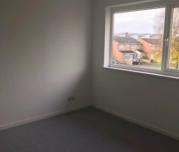 3 Bed Terraced House, Paddock Garden, BS14 - Photo 4