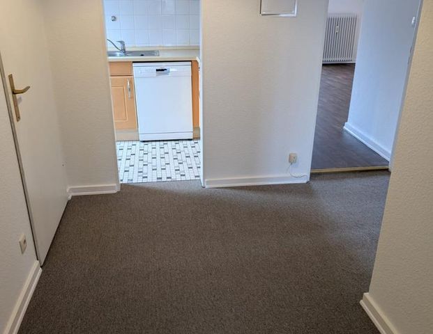 Helle 3 Zi DG WHG in der Stresemannstr. mit Blick auf die Türme - Foto 1