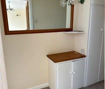 3 bedroom flat to rent - Photo 2
