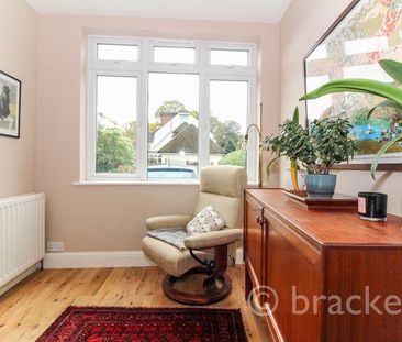 3 bedroom semi-detached house to rent - Photo 3