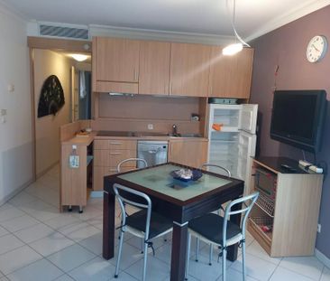 Location Appartement 2 pièces 43m² MENTON 06500 - Photo 2