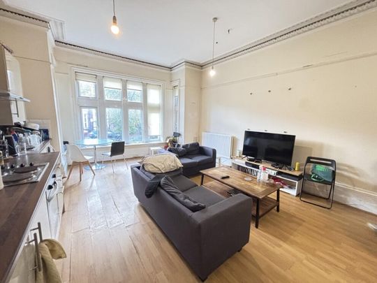 19 flat 2 Cardigan Road, Leeds, LS6 3AE - Photo 1