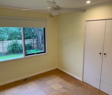 27 Meryl Street, Doncaster East - Photo 6