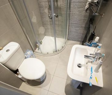 6 bedroom house to rent - Photo 4