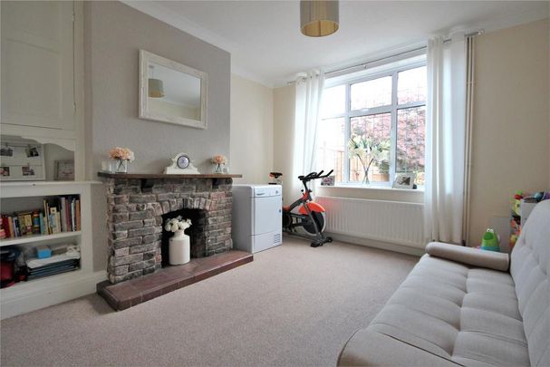 3 bedroom terraced house to rent - Photo 1