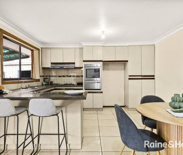 Contemporary Living on Baker Court - Photo 5