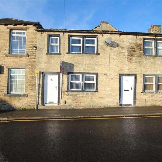 Town Gate, Wyke, Bradford, BD12 - Photo 1