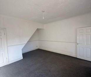 3 bedroom property to rent in Grimsby - Photo 5