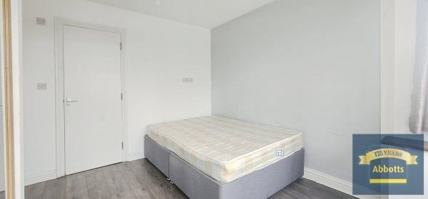 Greenstead Road, Colchester - Photo 1