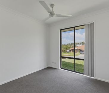 Freshly Painted Four Bedroom Home in Warner! - Photo 2