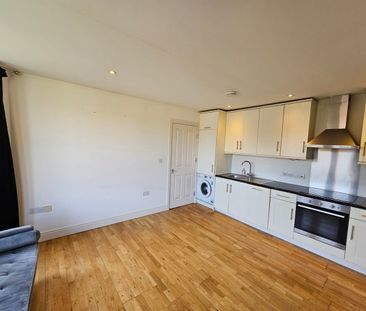 1 Bed Flat, Wavertree Road, SW2 - Photo 5