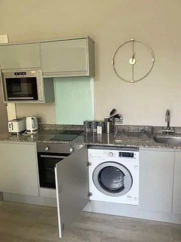 1 bedroom flat to rent - Photo 3