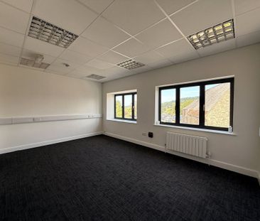 The Manor House, 143 High Street, Honiton, Devon, EX14 - Photo 3