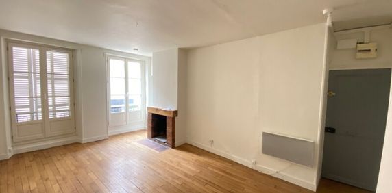 Location Appartement 2 pièces 52m² ORLEANS 45000 - Photo 2