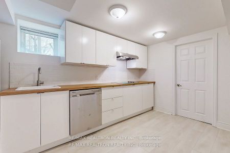 For Lease - 75 Millard Avenue Unit# Basement, Newmarket, Ontario - Photo 5