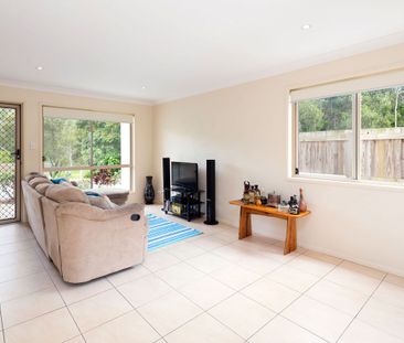 Modern 3 Bedroom Townhouse - Fully Air Conditioned - Photo 2