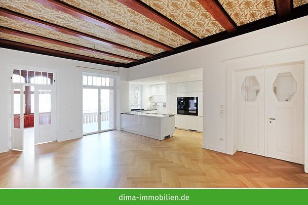 ZWEITBEZUG | exklusive Luxus-Wohnung mit Kamin, hochw. Einbauküche, Design-Bädern, Stellplatz u.v.m. - Photo 1