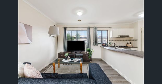 McKinnon 2BR | $1,000 UTILITIES AND FURNITURE INCLUDED | Wi-Fi, Back Yard + Free Parking - Photo 1