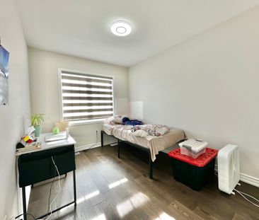 For Lease - 7790 Buckeye Crescent, Niagara Falls, Ontario - Photo 3