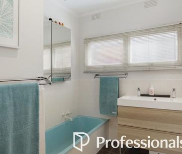 Bright hosue in Balwyn High School Zone - Photo 5