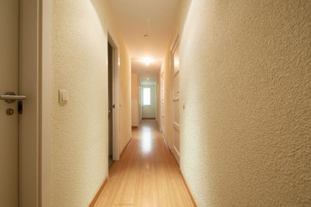 Calle de Montesa, Madrid, Community of Madrid 28006 - Photo 2