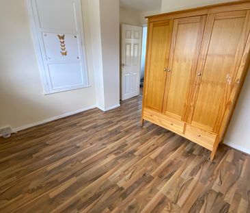 £1,350 PCM, Newly Refurbished Three Bedroom House with Large Garden... - Photo 6