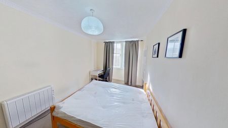 2 bedroom apartment to rent - Photo 5
