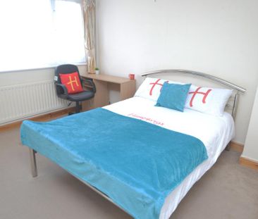 2 bedroom semi-detached house to rent - Photo 3