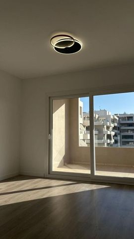 3 bedroom luxury Apartment for rent in Nueva Andalucia, Spain - Photo 3