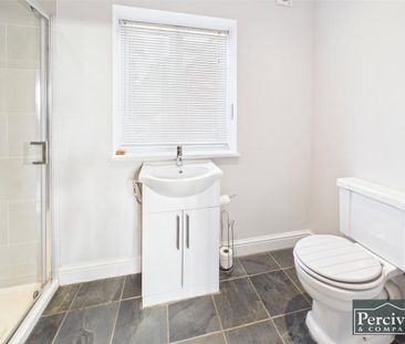 5 bedroom detached house to rent - Photo 5