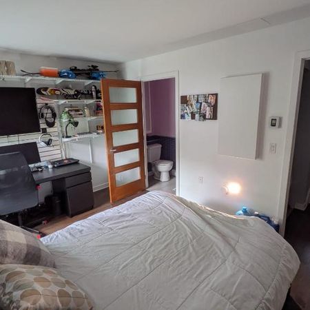 Magnifique maison de ville clé en main située dans un secteur recherché. - Photo 3