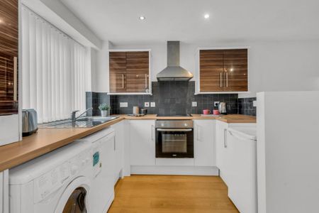 1 bedroom flat to rent - Photo 5