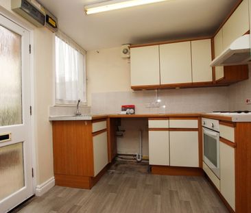 Wardle Court, Kettering, Northamptonshire, NN16 - Photo 2