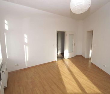 2-Zimmer-Wohnung mit BALKON und EBK in Magdeburg-Sudenburg - Photo 2