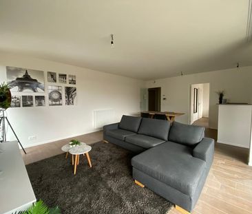 Appartement te huur - foto 1