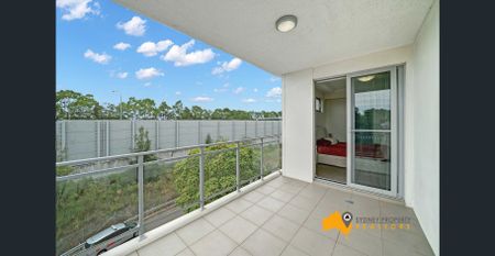 2 bed 2 bath apartment - Photo 2