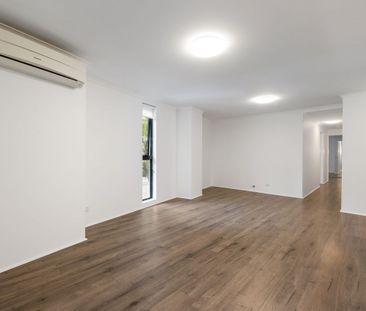 Generous Apartment for Perfect Family Living - Photo 2