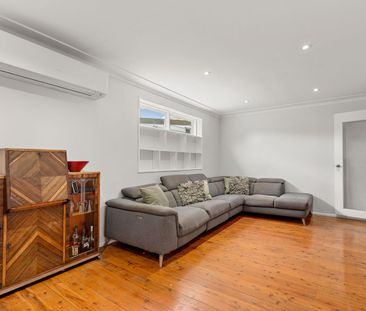 Charming Family Home - Photo 1