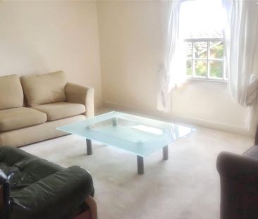 3 bedroom flat to rent - Photo 1