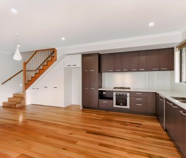 4 Bed, 3 Bath - Photo 2