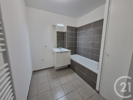Location Appartement 3 pièces 53m² MEAUX 77100 - Photo 4