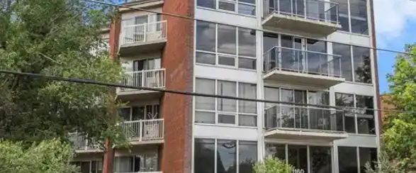 1160 Merivale Road #202: Bachelor Apartment (Carlington, Ottawa) | 1160 Merivale Road, Ottawa - Photo 1